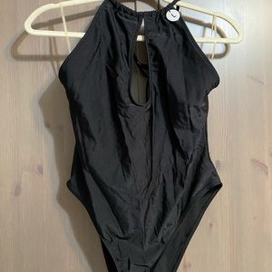 Forever21 One piece black bathing-suit.NWT.